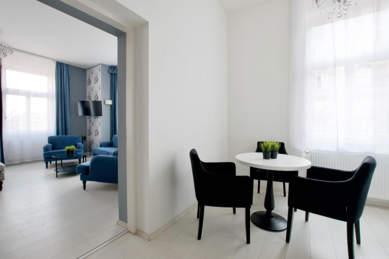 Premium Apartments By Hi5 - Astoria Square Budapest Esterno foto